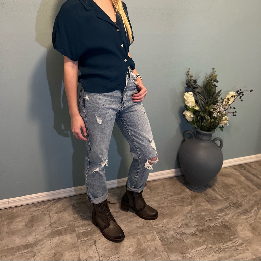 Abercrombie & Fitch ultra high rise ankle straight jeans